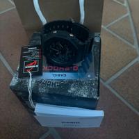 G-casio shock  militare NUOVO