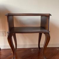 Comodino in legno antico