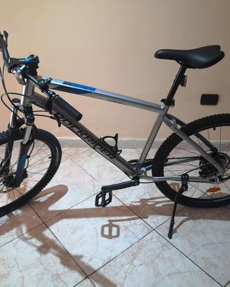 Bici modello Montain bike NUOVA