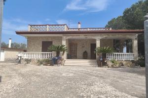 Villa a Crispiano