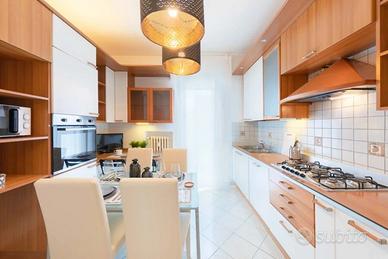 Cinque camere da letto e cucina