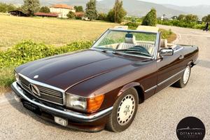 Mercedes SL 300 r107 targa ORO ASI