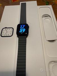 Apple Watch Series 7  45mm
