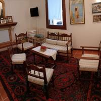 salottino restaurato e impagliato