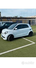 smart allestimento   brabus 900 turbo benzina
