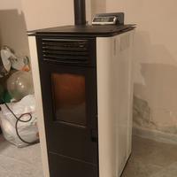 Stufa pellet AMG 8,8kw