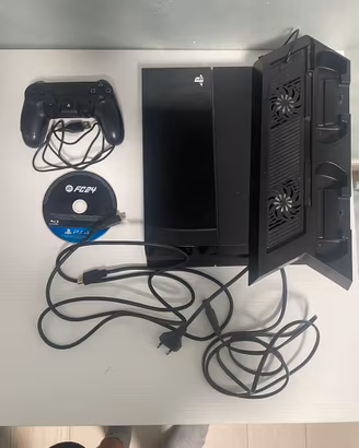 Ps4 funzionante + controller originale + cavi+fc24
