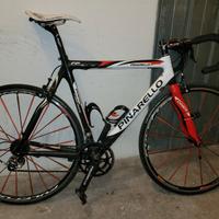 Bici da corsa Pinarello Paris