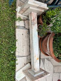 Colonna in marmo rosa