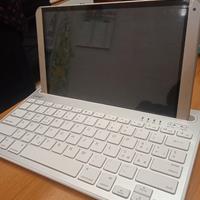 Tablet Mediacom più tastiera