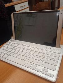 Tablet Mediacom più tastiera