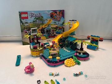 LEGO Friends 41374La festa in piscina di Andrea