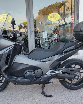 Honda Integra 750 Sport