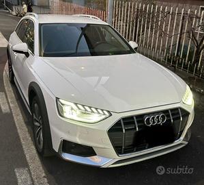 Audi A 4 allroad  con gancio traino