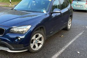 Bmw x1 xDriver 18d AUTOMATICA - 4x4 - tettuccio