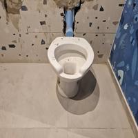 Sanitari per disabili, terza etá , wc + Lavabo