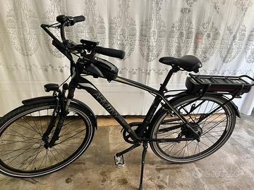 bicicletta a pedalata assistita \"armony mod Roma"