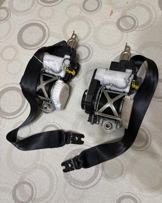 Coppia cinture sicurezza anteriori VW Golf 7