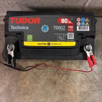 Batteria auto Tudor