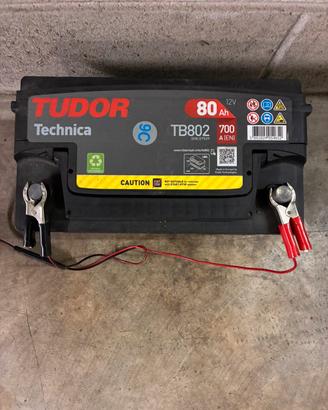 Batteria auto Tudor