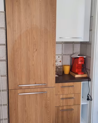  cucina con elettrodomestici