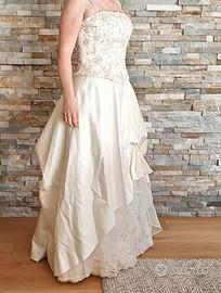 Abito/vestito da sposa con accessori