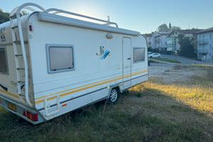 ROULOTTE SUDWIND 4 posti