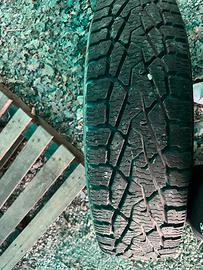 Gomme nokian LT 235/85 R 16