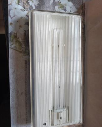 lampada emergenza 