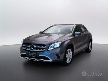MERCEDES-BENZ GLA-X156 2017 - GLA 180 d Sport auto