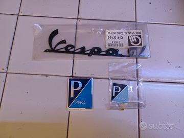 traghe fregi stemma auto e Vespa d'epoca 