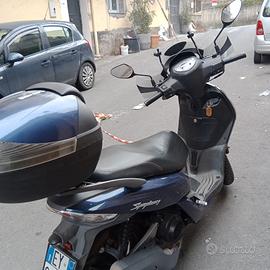 scooter SYM 200 ABS