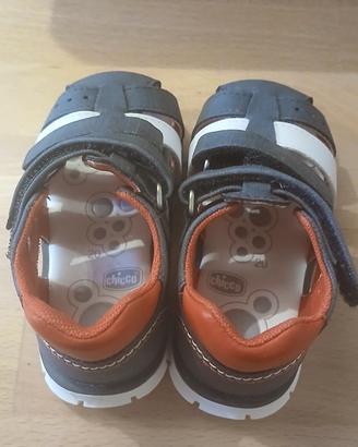 Sandalini chicco taglia 20