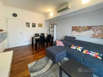 Appartamento di 92 m² con 3 locali e box auto a Se