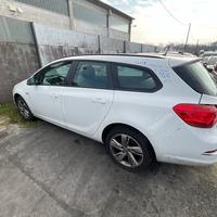 OPEL ASTRA 2012 1.4 TB PER RICAMBI