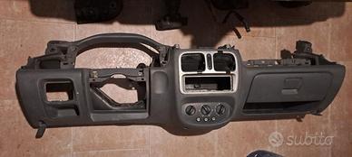 Ricambi Clio sport - Fase 1
