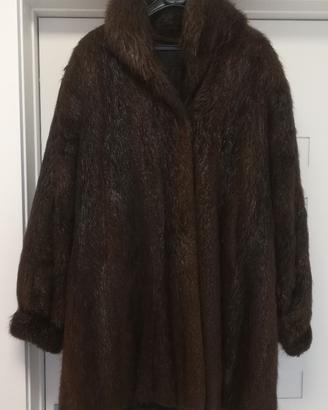 Pelliccia di castorino molto bella e pari al nuovo