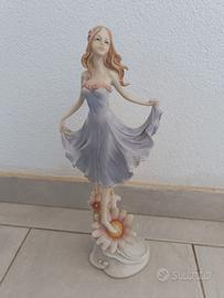 Statuetta elegante