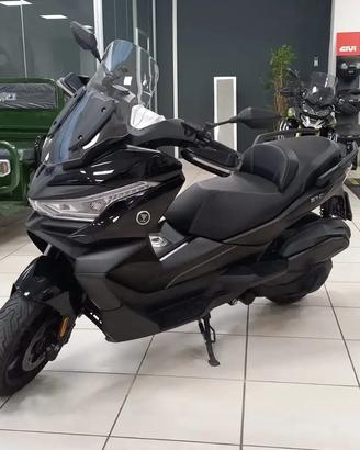 VOGE Sfida SR4 MAX del 05.2023