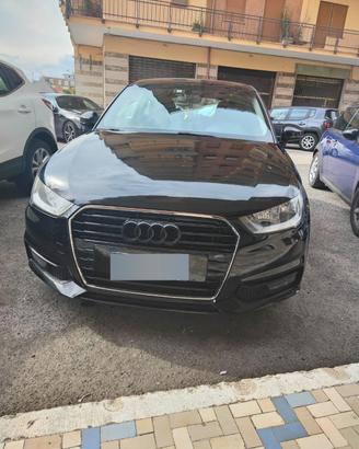 Audi A1 s tronic 