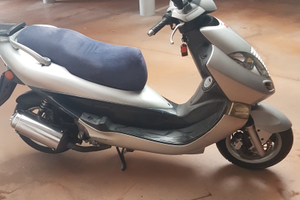Kymco 150 bet e win