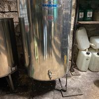 Cisterna in acciaio