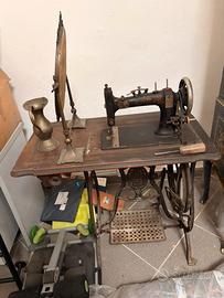 Macchina da cucire Durkopp antica