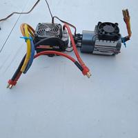 Esc regolatore 150A Hobbywing e motore 800KV