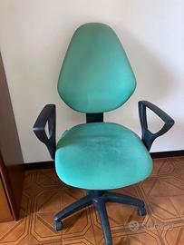 Poltrona da ufficio con braccioli