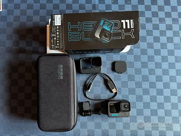 GoPro Hero 11 Black + accessori