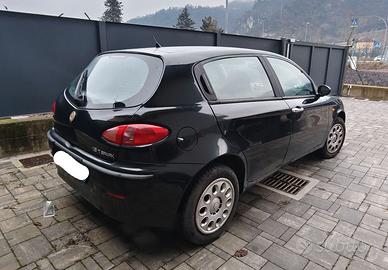 Alfa 147 1.6 benzina 105CV
