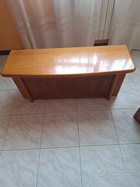 Appendiabiti da ingresso con cassapanca