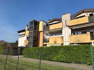 2 LOCALI A LIMBIATE