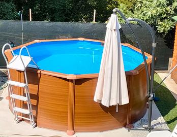 piscina in acciaio effetto legno